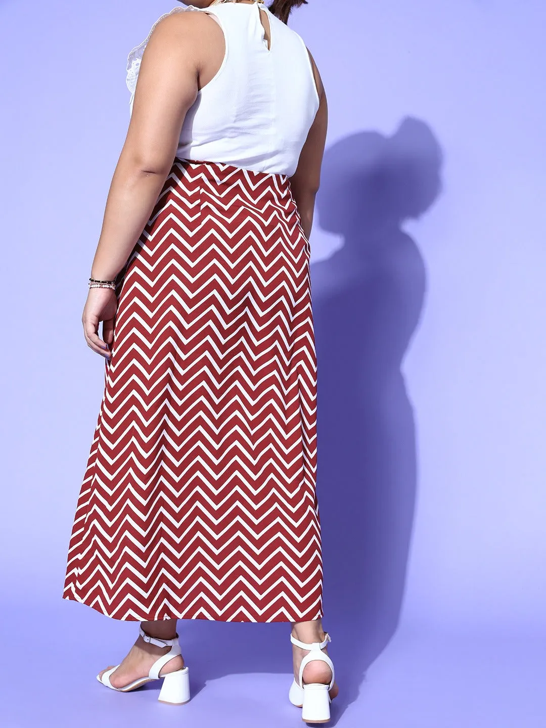 Berrylush Women Plus Size Red & White Geometric Printed Thigh-High Slited A-Line Maxi Roman Column Skirt