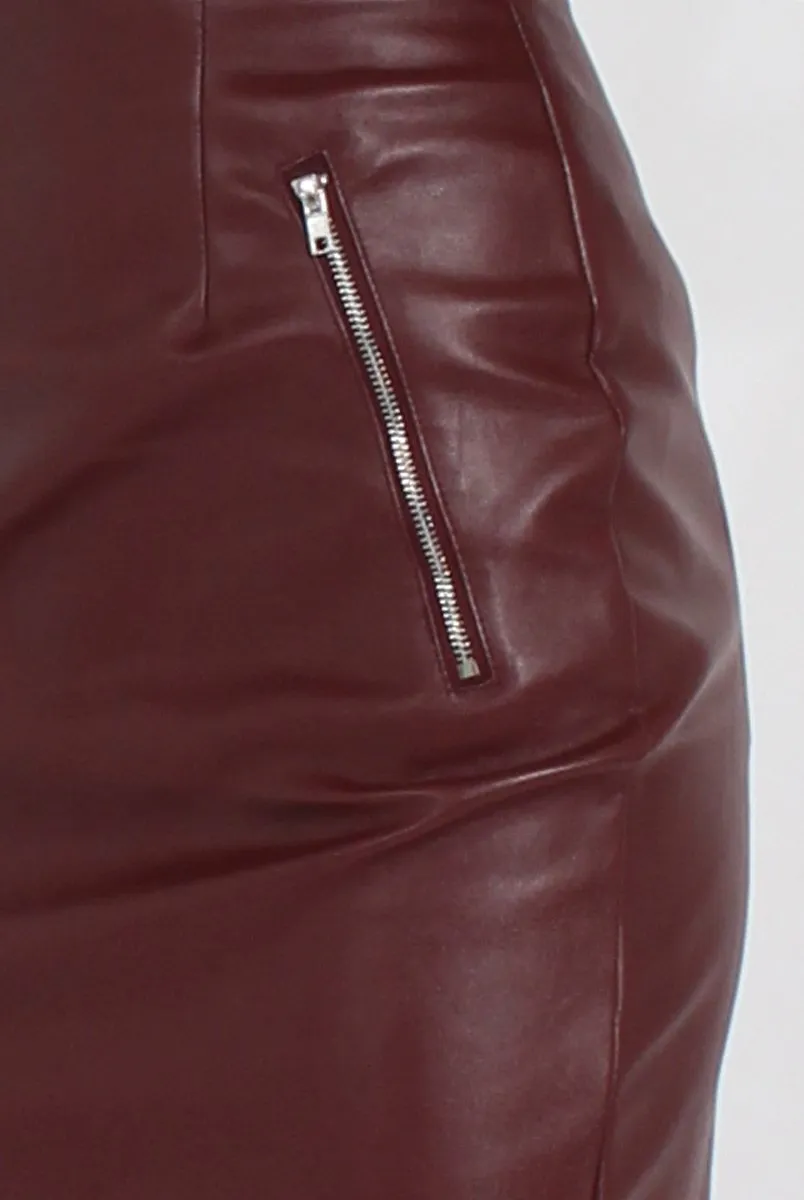 Burgundy PU skirt - Iris