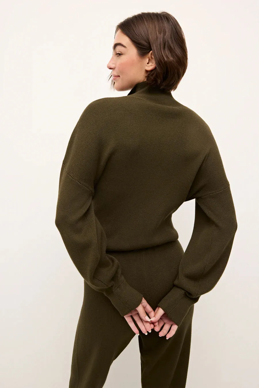 Ma581 Moss Pullover