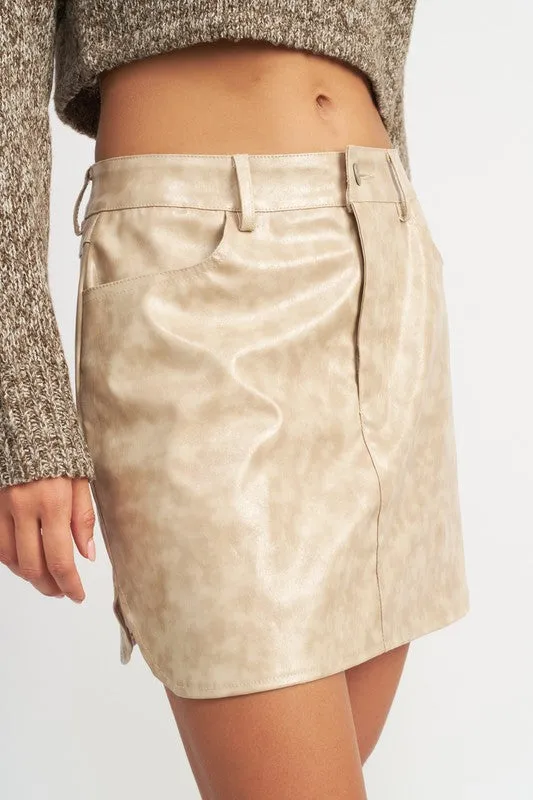 MINI SKIRT WITH SHORT HEM