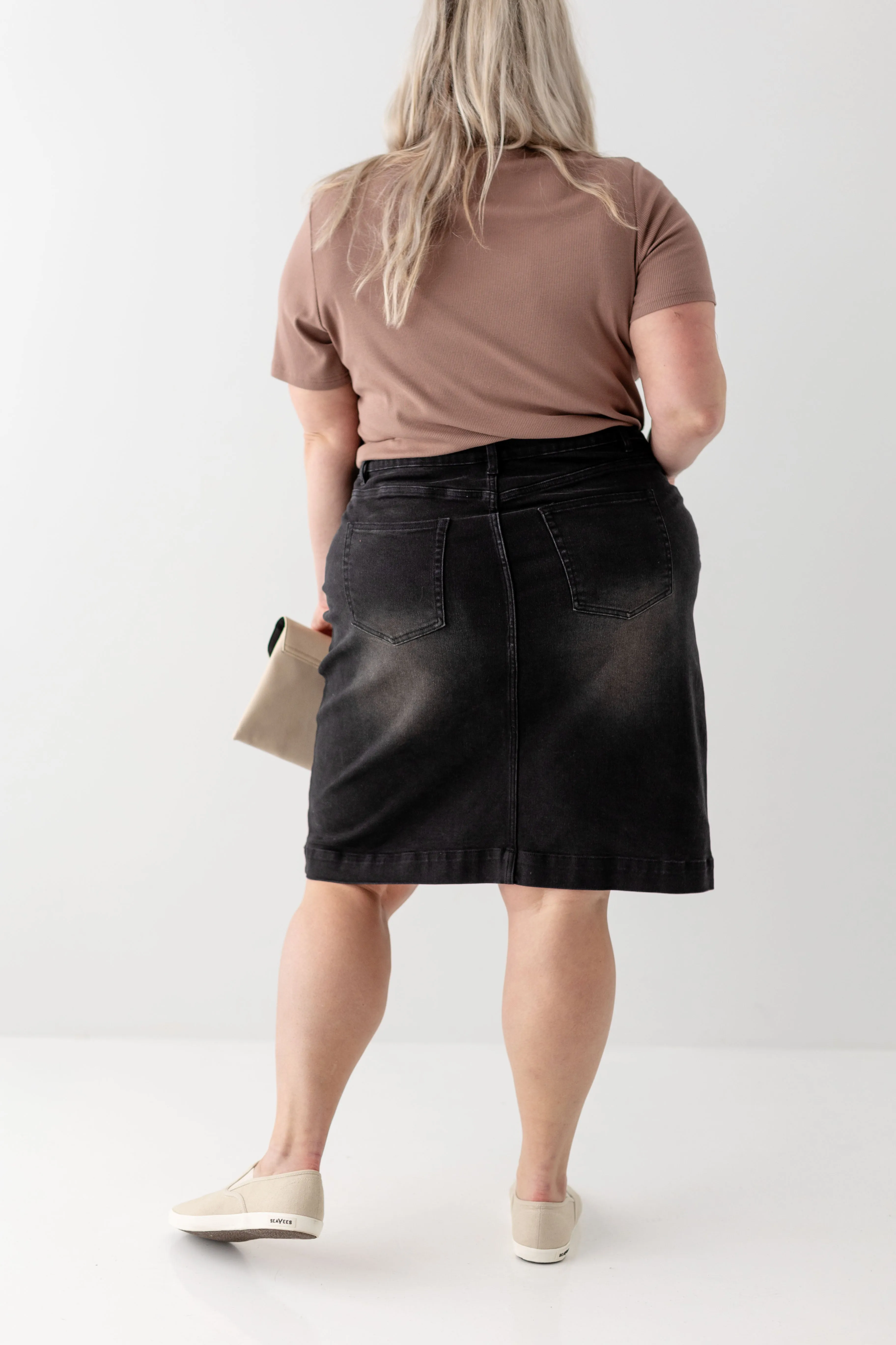 'Shannon' Curve Fit Denim Skirt