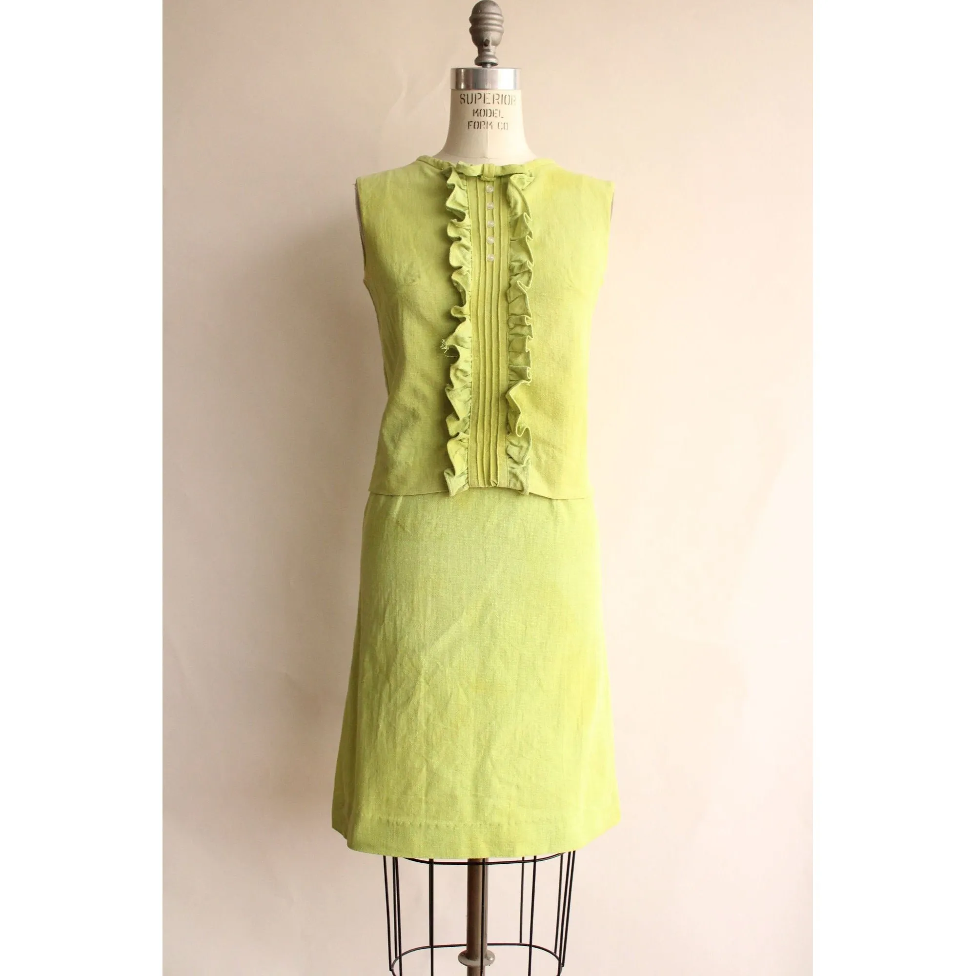 Vintage 1960s Lime Green Linen Two Piece Suit