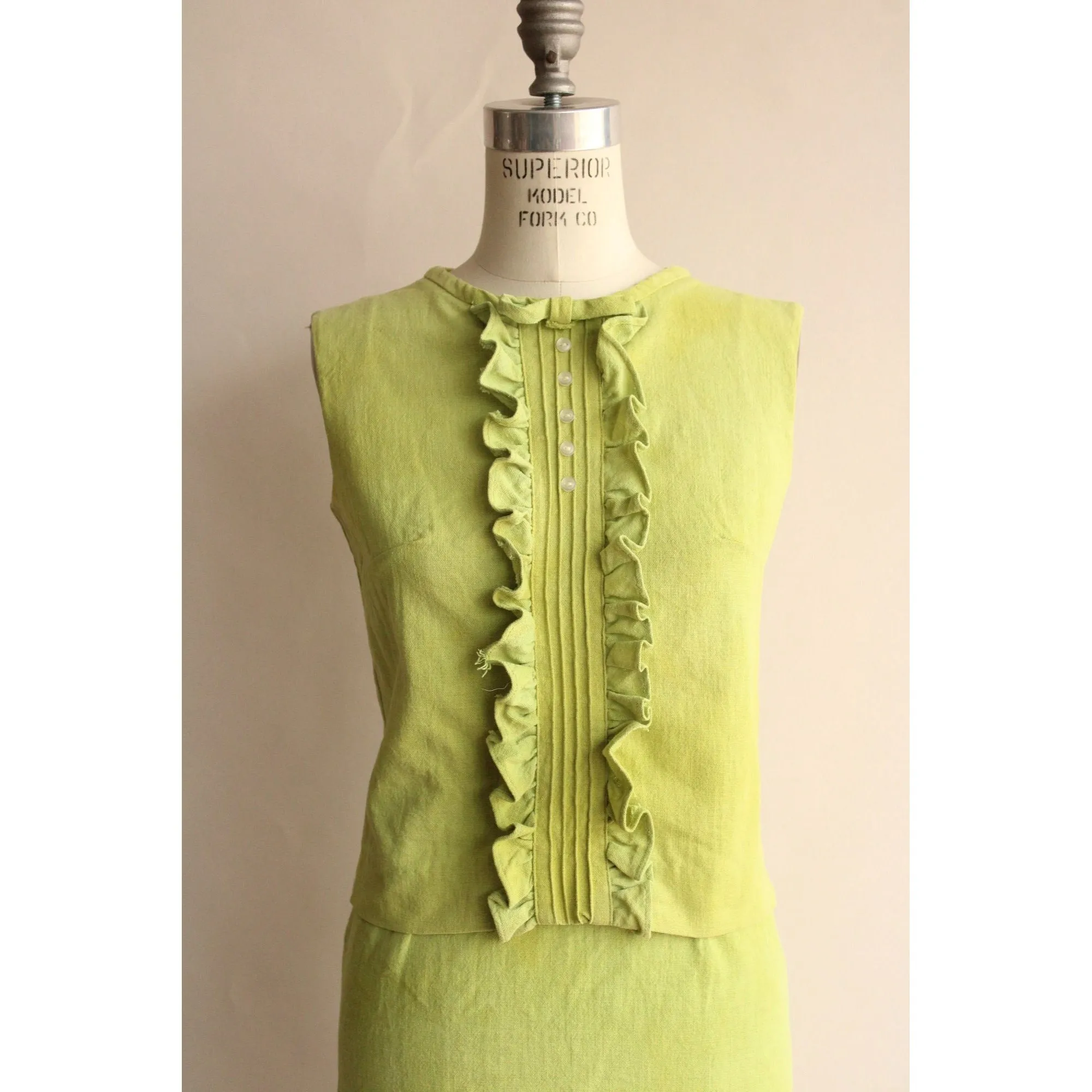 Vintage 1960s Lime Green Linen Two Piece Suit