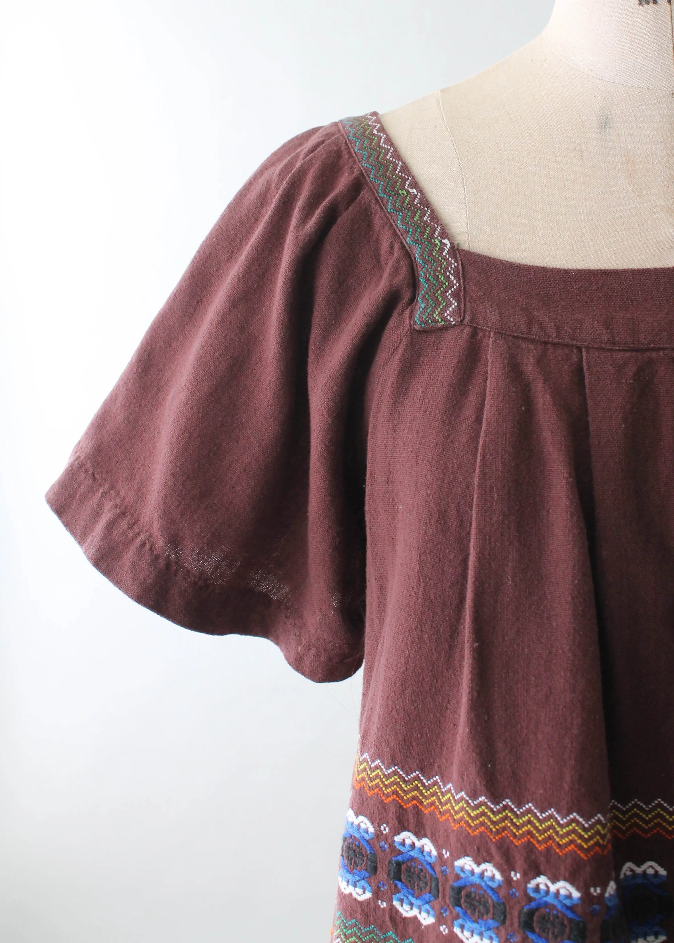 Vintage 1970s Guatemalan Embroidered Cotton Top